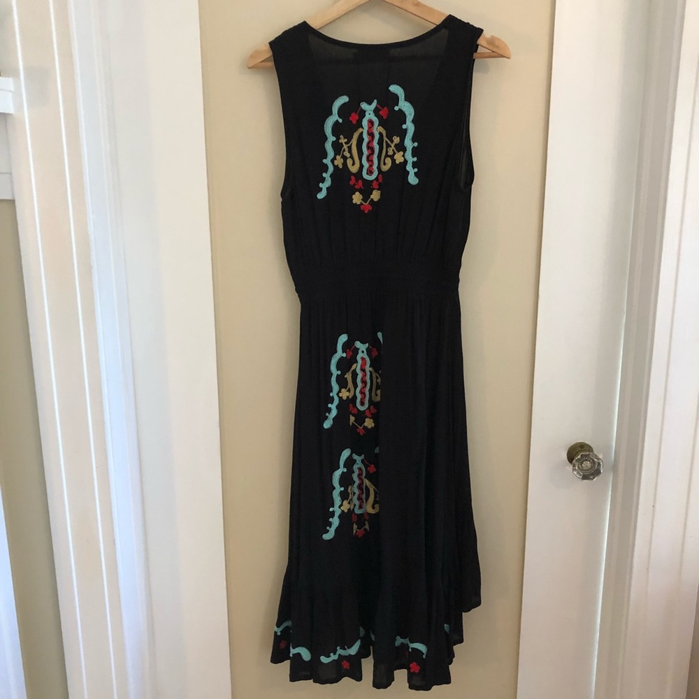 Gorgeous Mahiya black dress